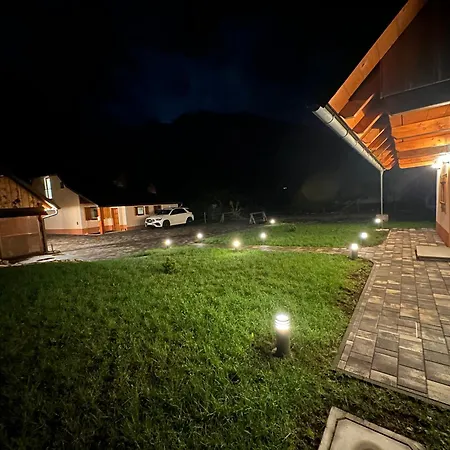 Family House Pri Kovacu Tatil Evi *