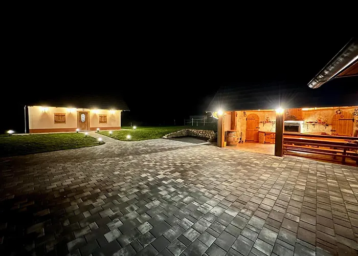 別荘 Family House Pri Kovacu